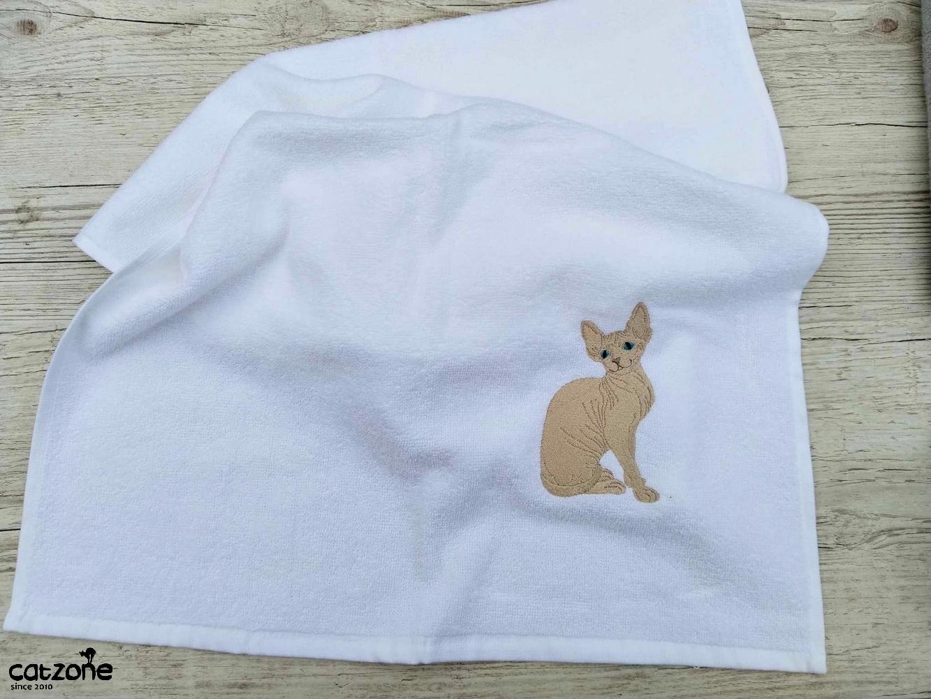 Ručník s výšivkou Sphynxe- bilá
