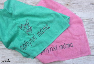 Ručník s výšivkou Sphynxe